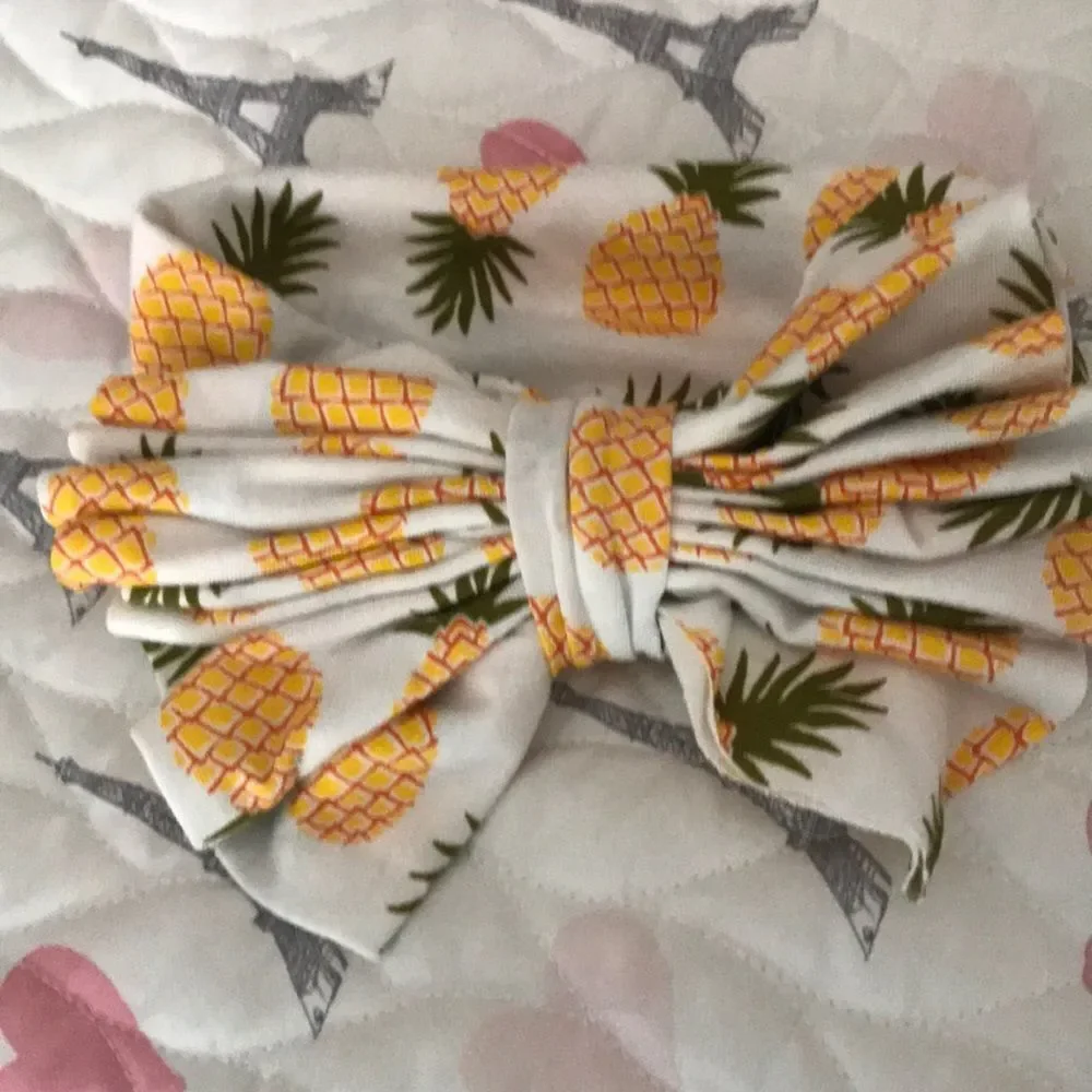 Pineapple BOW!